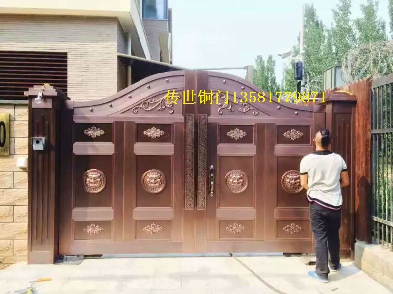 傳世銅門